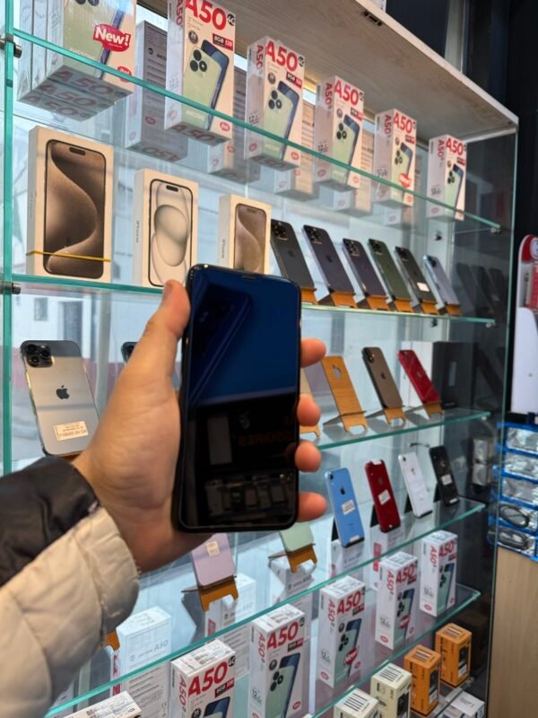 img_4768 iPhone 11 Pro Max 256GB 2sim batterie 89