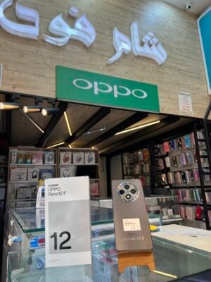 � شاشة كبيرة AMOLED حوالي 6.7 بوصة + 120Hz
🔹 معالج متوسط مناسب للاستعمال اليومي والألعاب الخفيفة
🔹 كاميرا رئيسية 50MP
🔹 بطارية قوية 5000mAh مع شحن سريع
🔹 تصميم عصري مع حلقة كاميرات دائرية مميزة

هاتف مليح للاستعمال اليومي، سوشيال ميديا وتصوير عادي